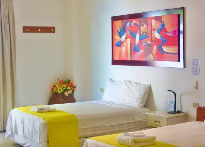 Galapagos Isabela Hotel Loja