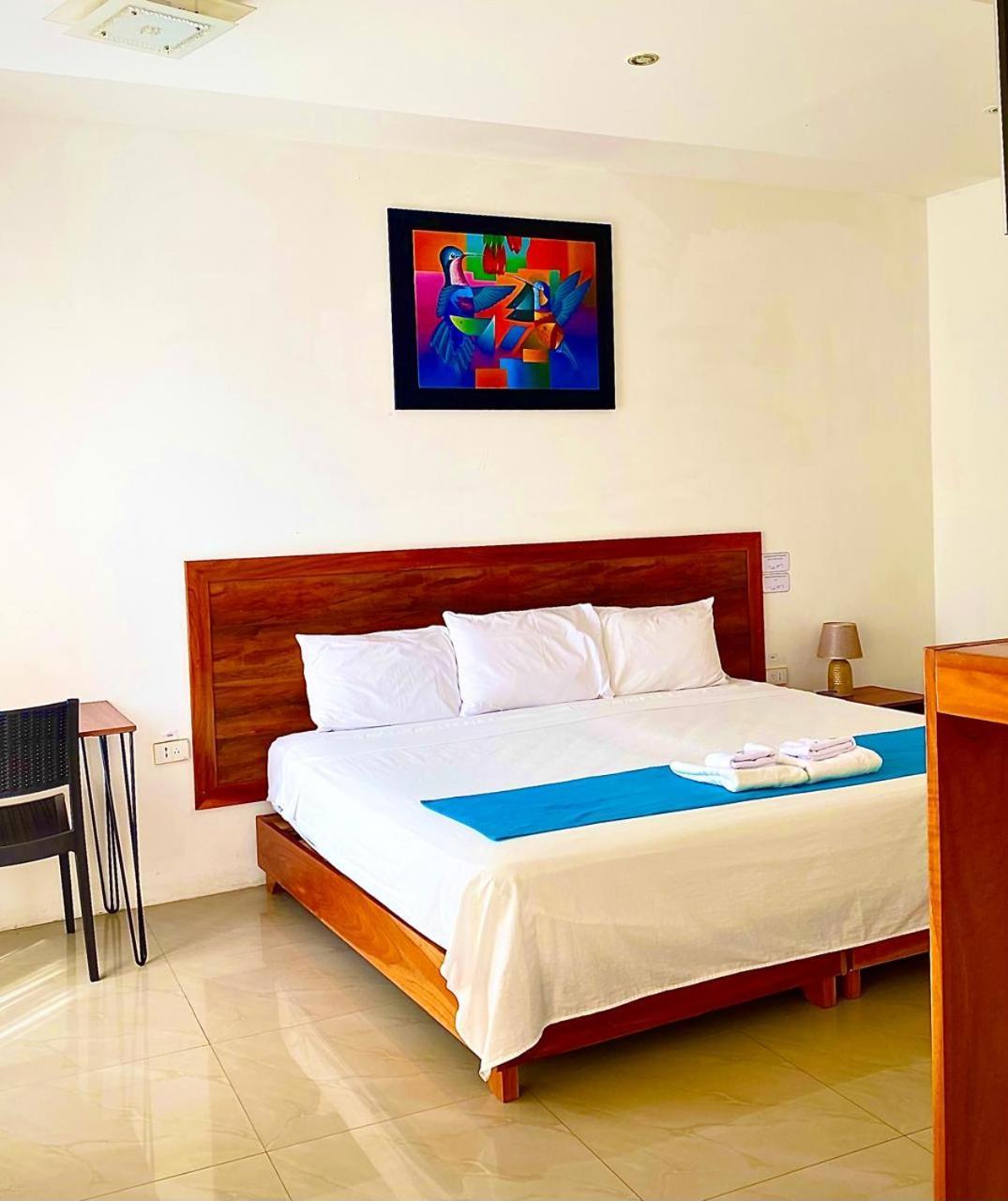 Galapagos Isabela Loja Guest house